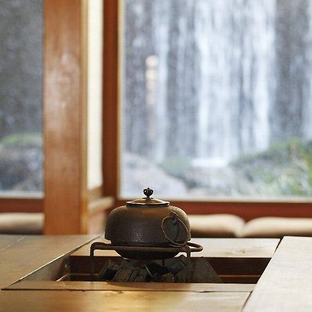 Motoyu Ryokan Ацуги Экстерьер фото