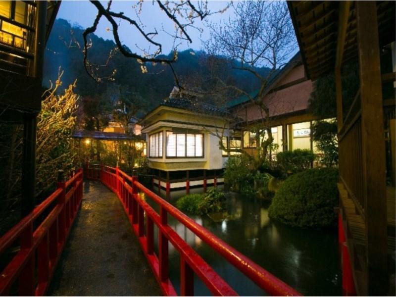 Motoyu Ryokan Ацуги Экстерьер фото